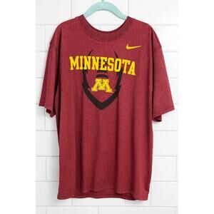 Boys XL Minnesota Gophers Nike Dri-Fit Football Shirt